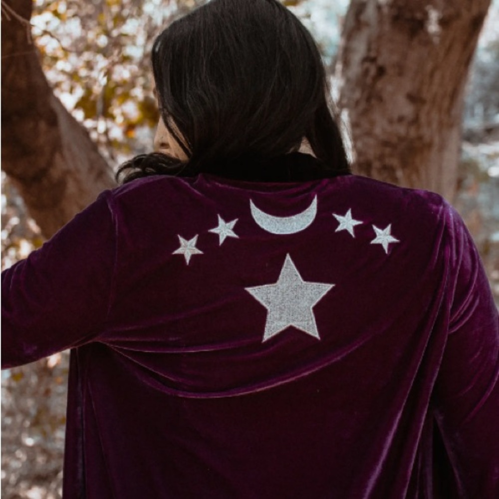 The Pretty Cult - Spirt Of Halloweentown purple velvet kimono size Small